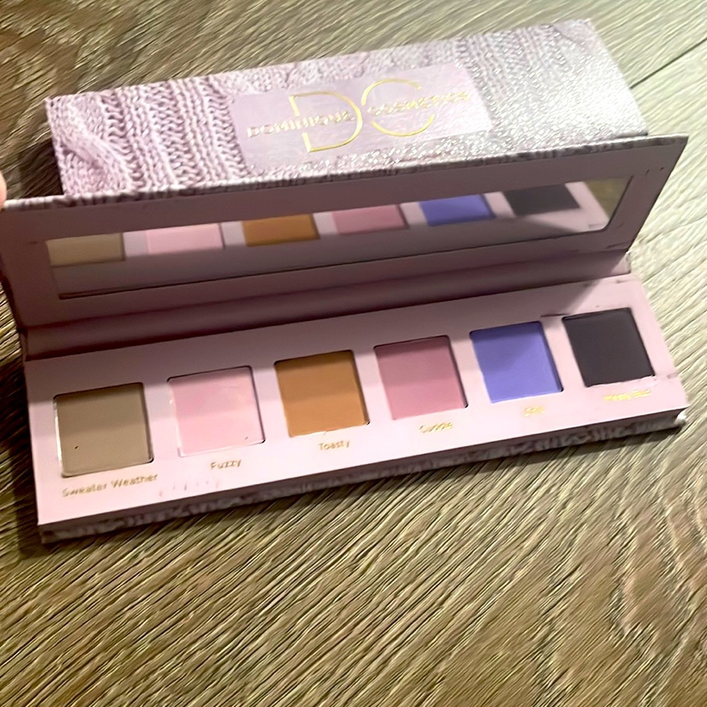 ✨Dominique Cosmetics Eyeshadow Pallet✨